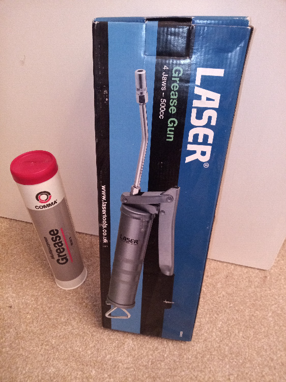 Grease gun for sale for £10.00, including a grease cartridge. SYC
